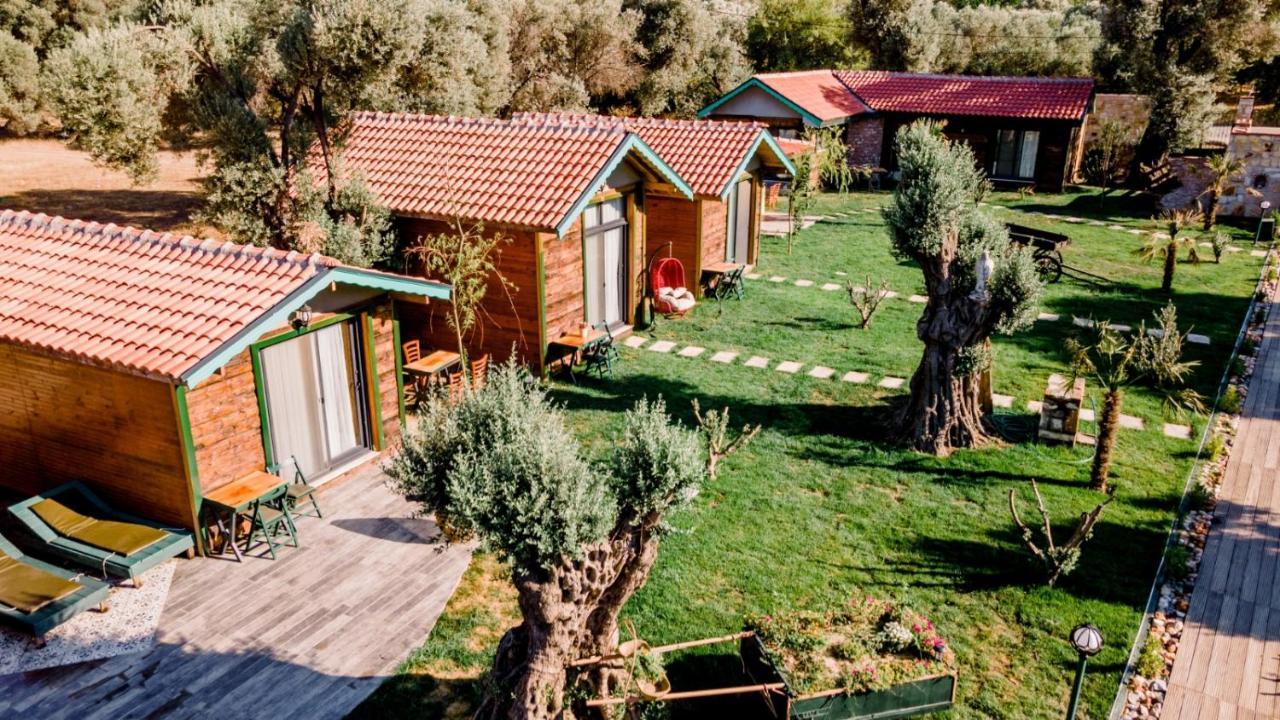 Serender Bungalov Bed & Breakfast Foça Ngoại thất bức ảnh